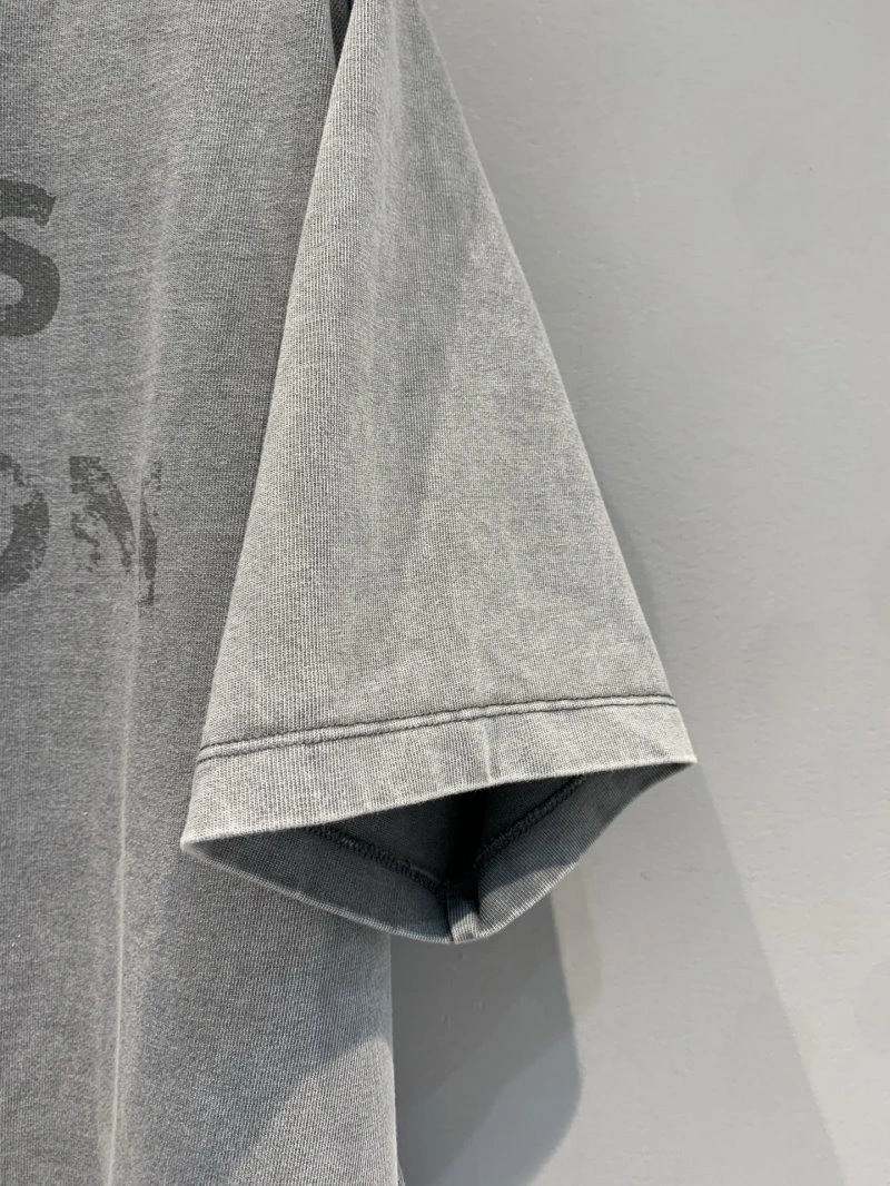 Lightweight Louis Vuitton T-Shirts 130479
