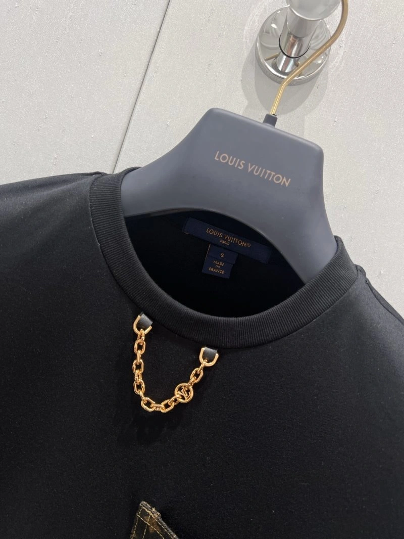 Practical Louis Vuitton T-Shirts 130472