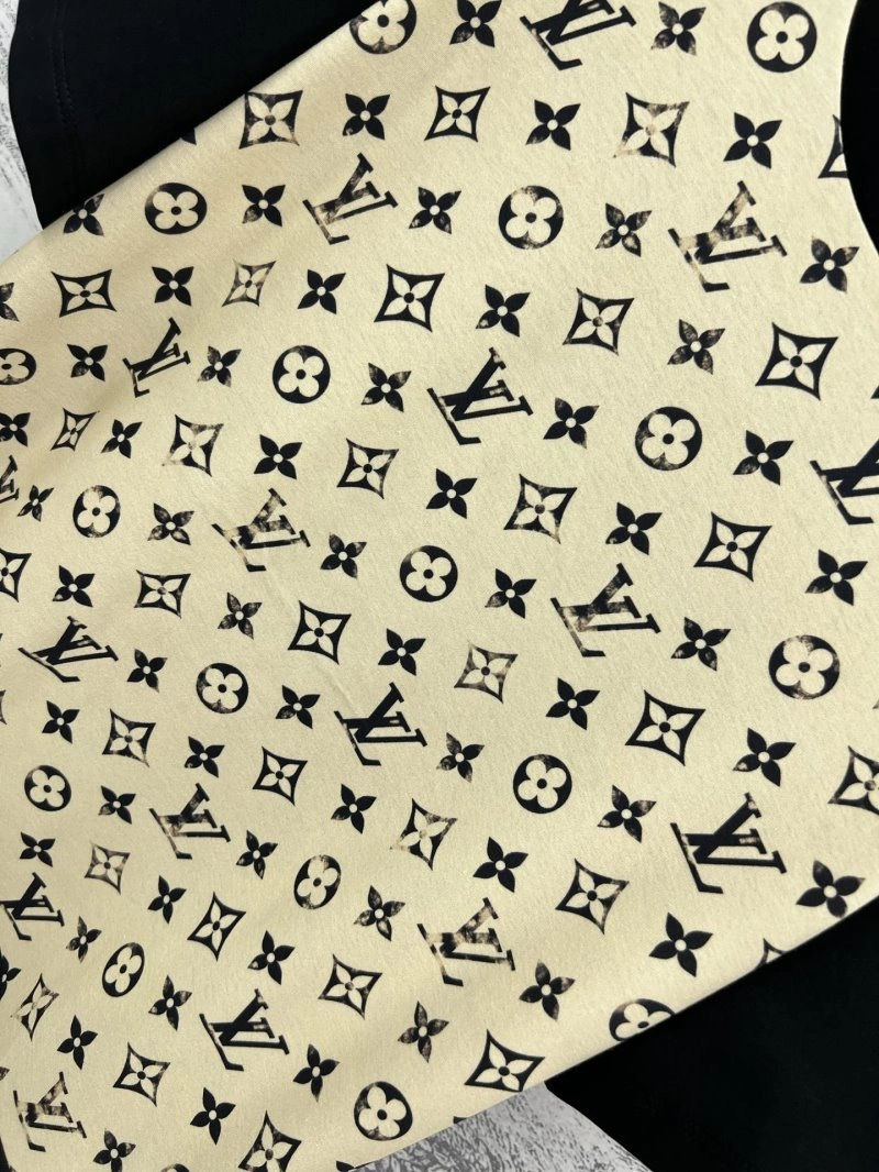 Durable Louis Vuitton T-Shirts 130470