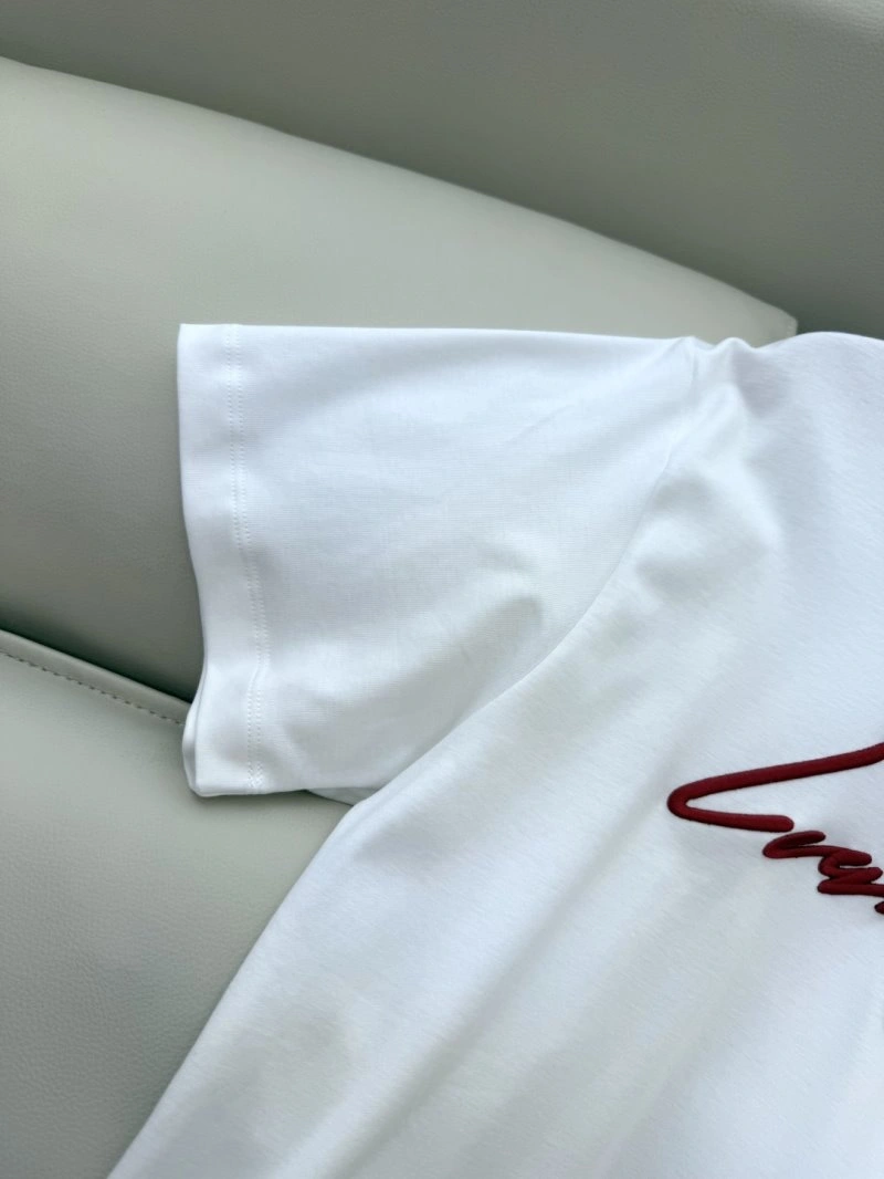 FreshLook Louis Vuitton T-Shirts 130468
