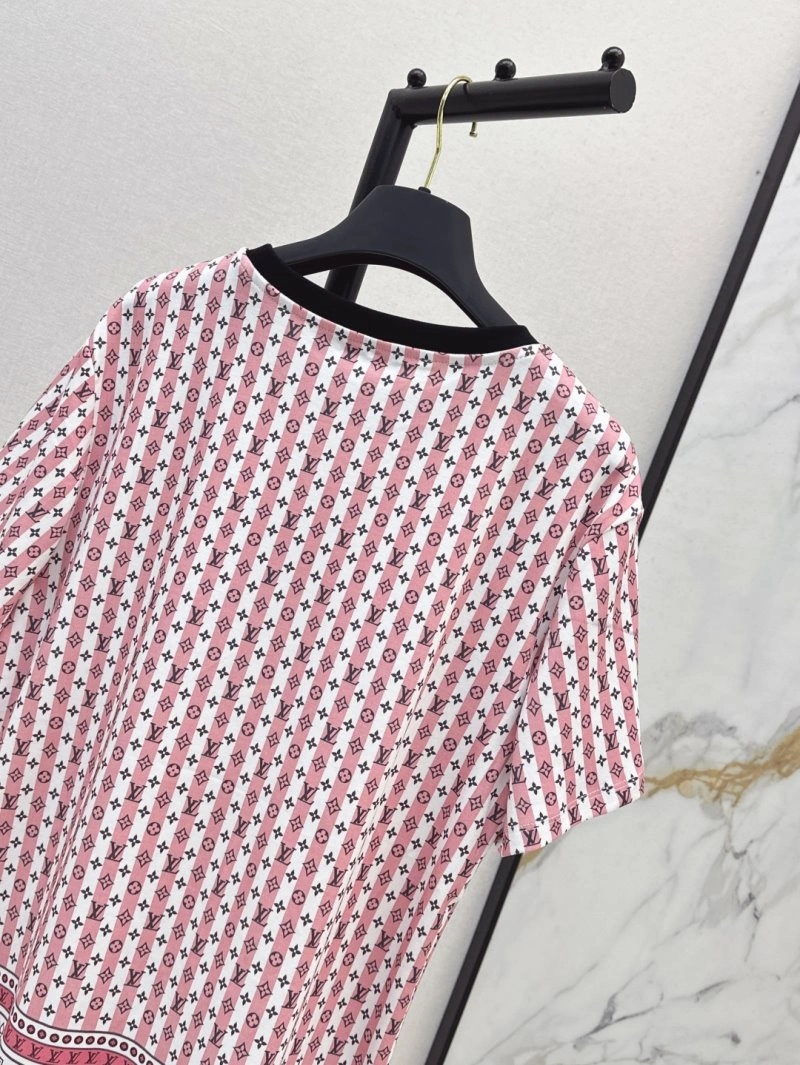 Louis Vuitton T-Shirts MultiPurpose 130455