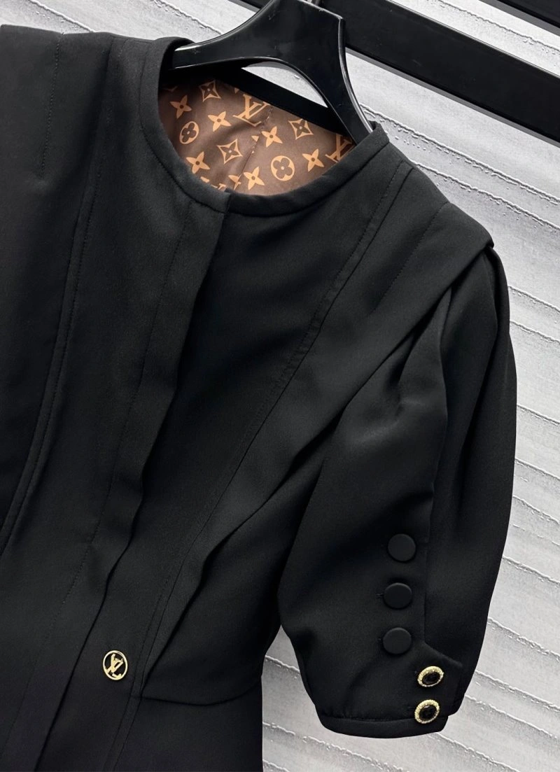 Louis Vuitton T-Shirts Sophisticated 130451