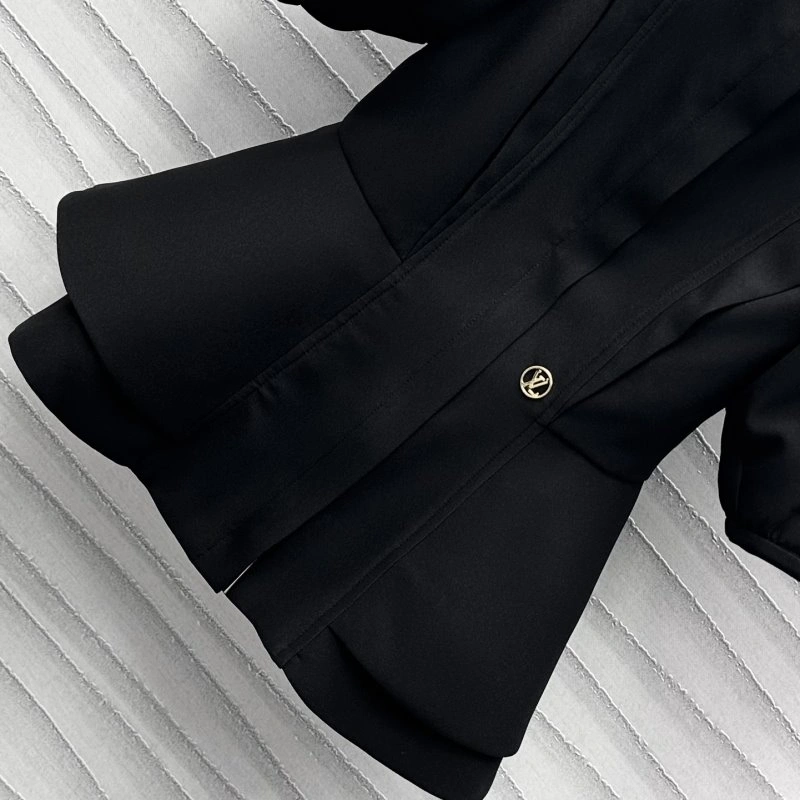 Louis Vuitton T-Shirts Sophisticated 130451