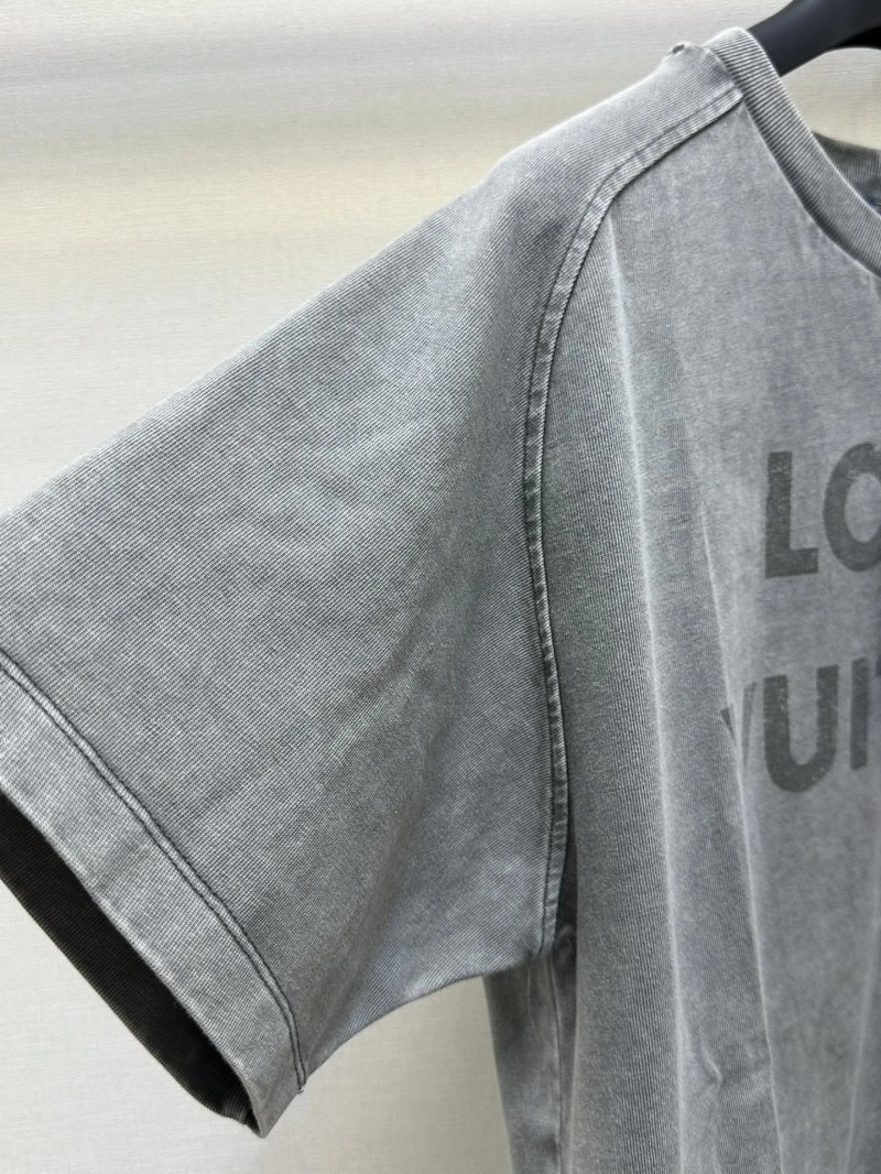 Supportive Louis Vuitton T-Shirts 130450