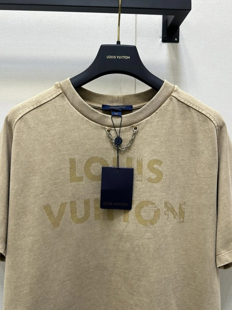 Louis Vuitton T-Shirts Stretchable 130449