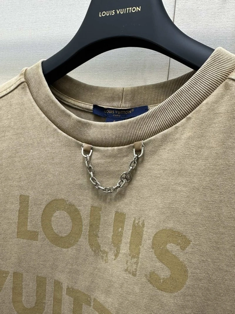 Louis Vuitton T-Shirts Stretchable 130449