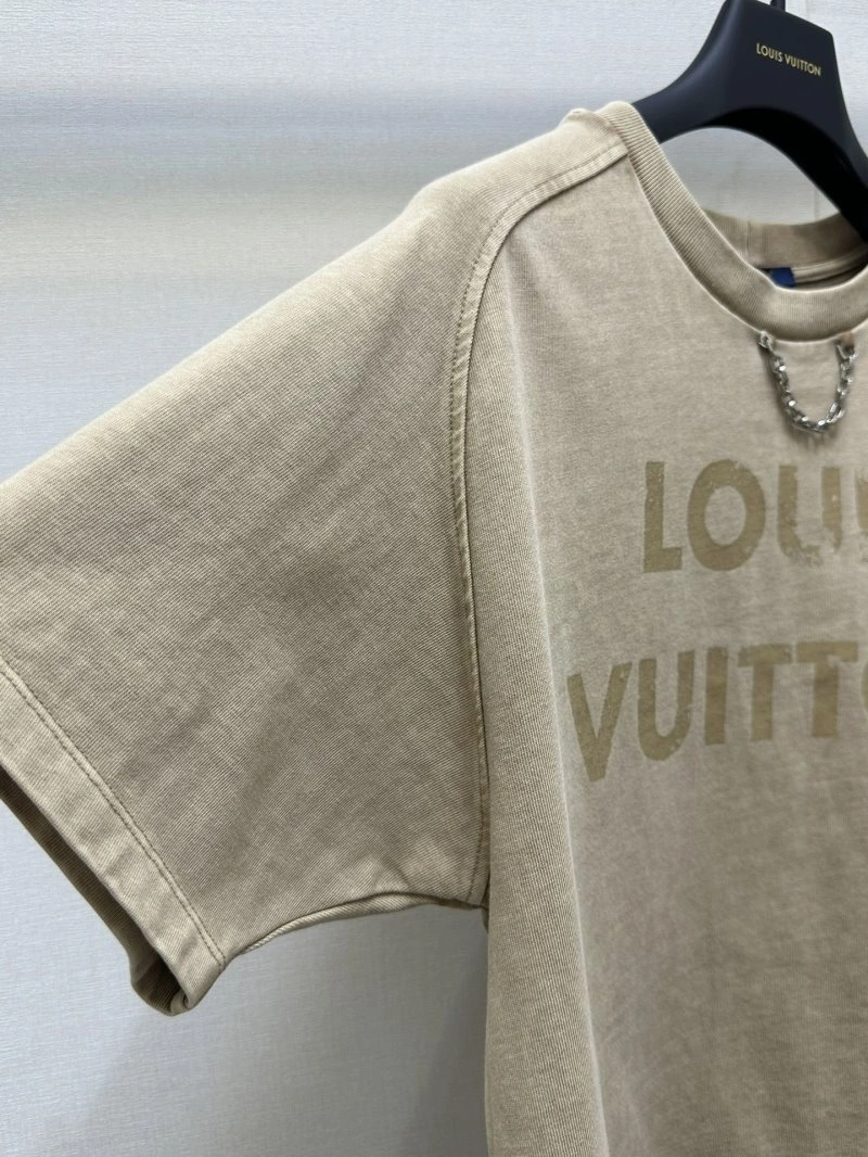 Louis Vuitton T-Shirts Stretchable 130449