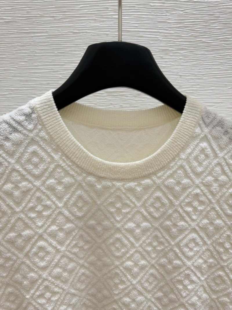 Louis Vuitton T-Shirts Snug 130446