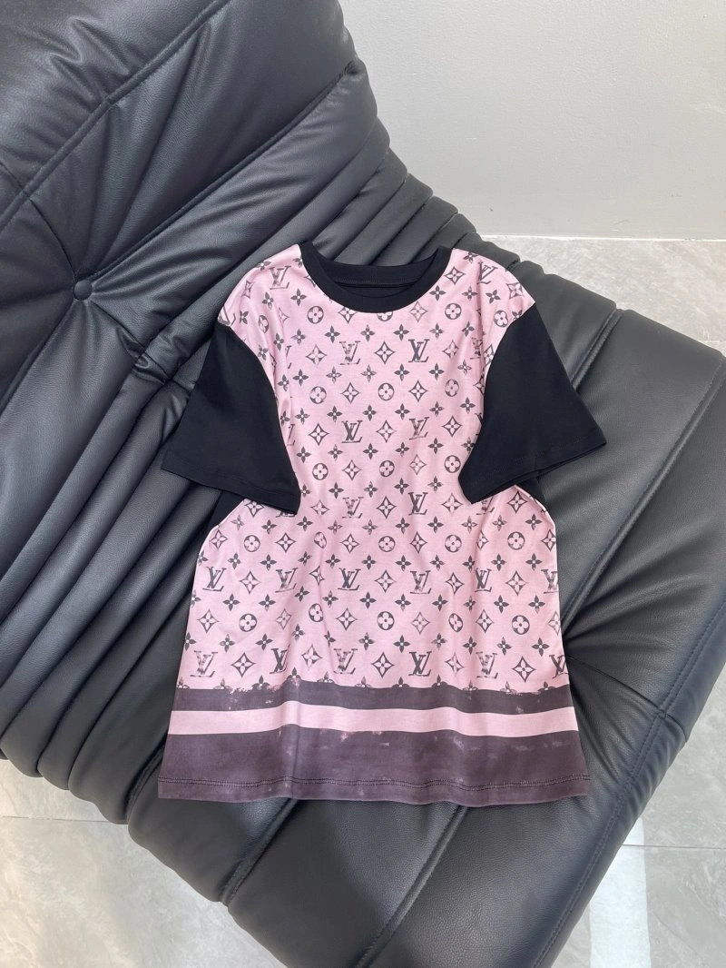 Sophisticated Louis Vuitton T-Shirts 130445