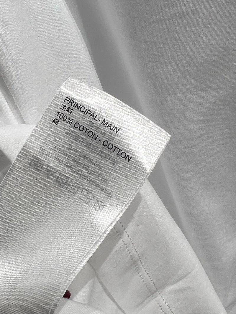 Louis Vuitton T-Shirts Lightweight 130443