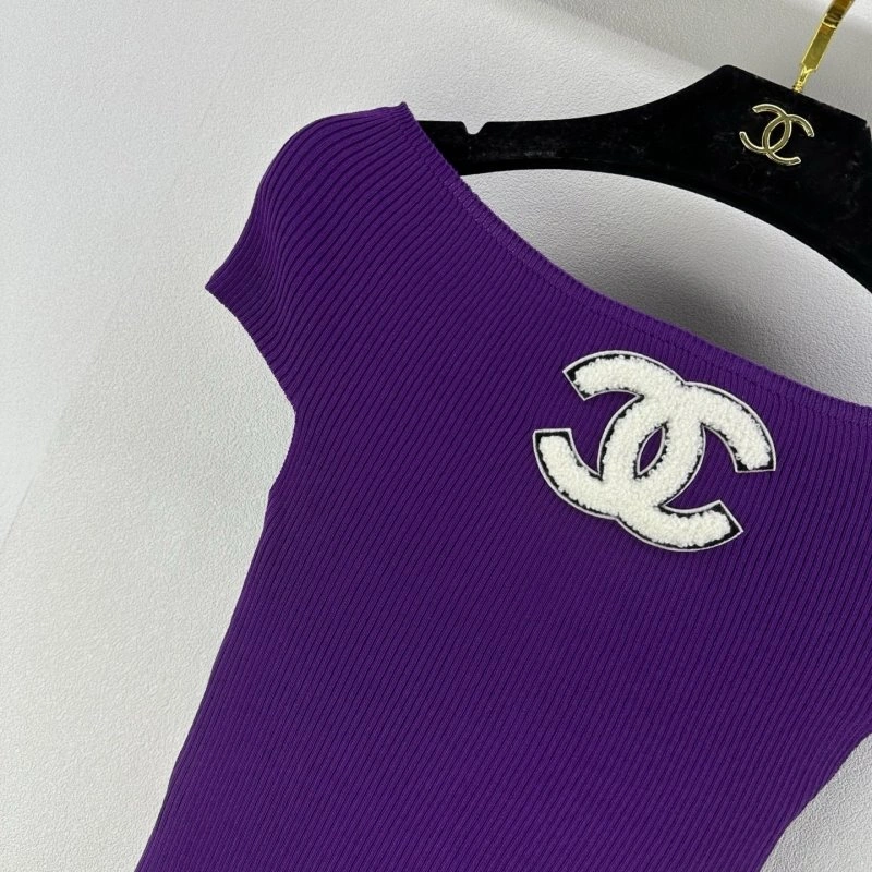 Tailored Louis Vuitton T-Shirts 130441
