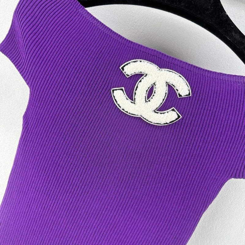 Tailored Louis Vuitton T-Shirts 130441