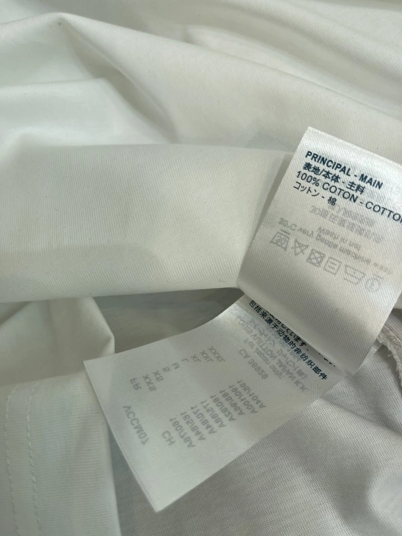 Louis Vuitton T-Shirts Snug 130431
