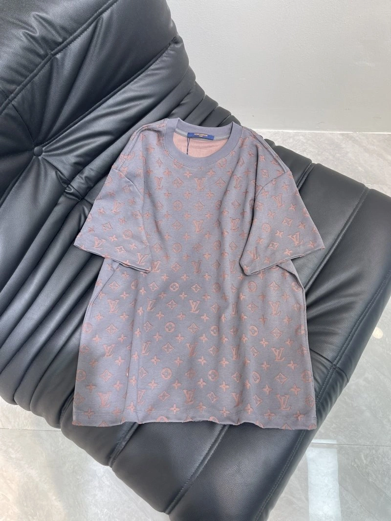 FreshLook Louis Vuitton T-Shirts 130437