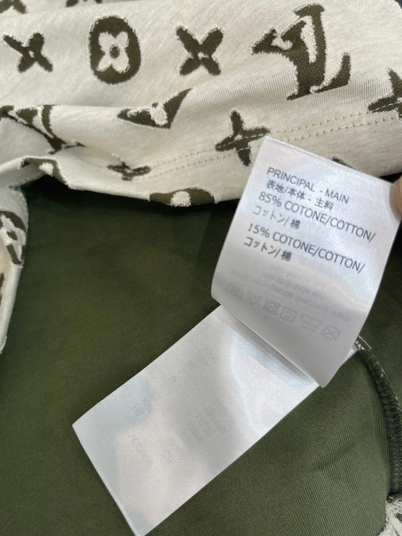 FreshLook Louis Vuitton T-Shirts 130437