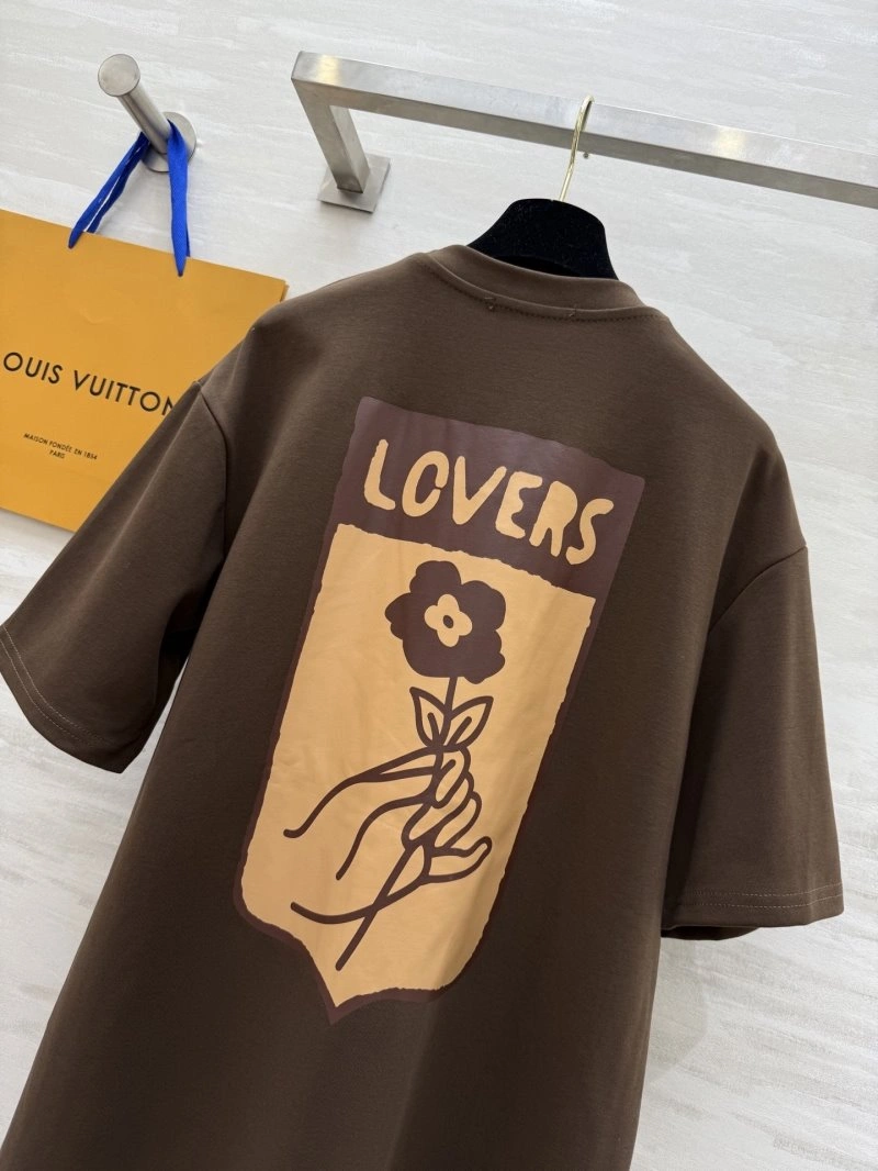 Louis Vuitton T-Shirts AllSeason 130432