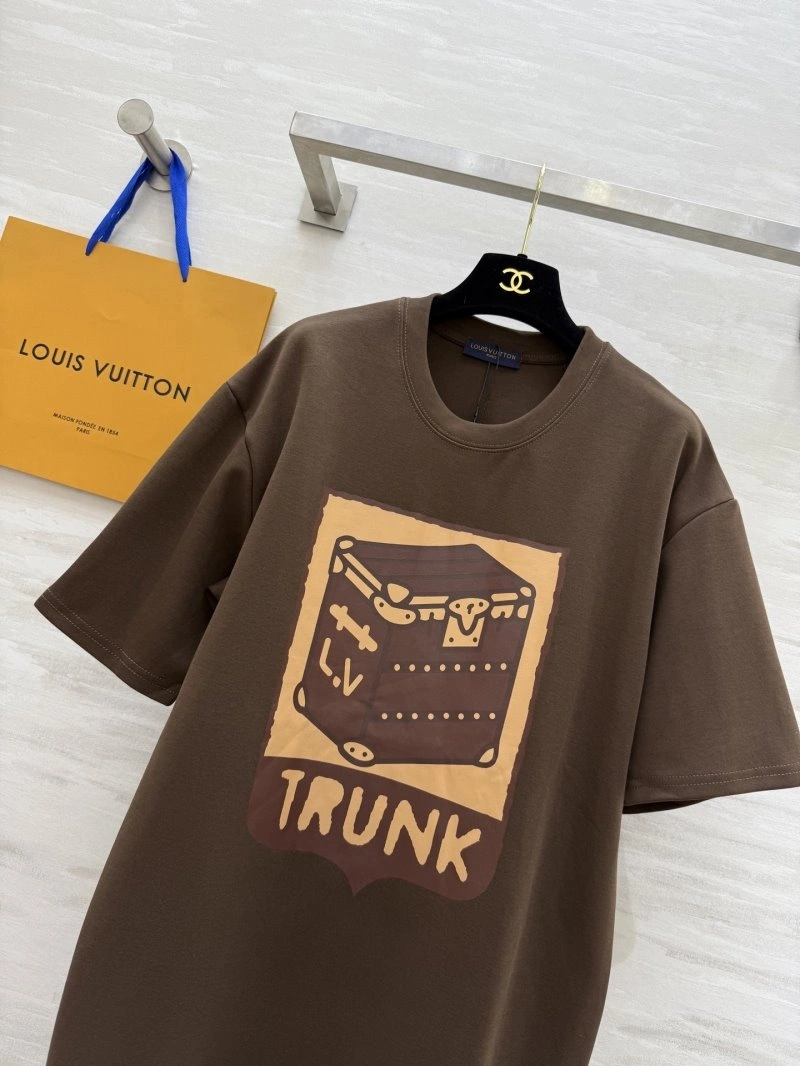 Louis Vuitton T-Shirts AllSeason 130432