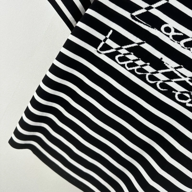 Louis Vuitton T-Shirts Comfortable 130424