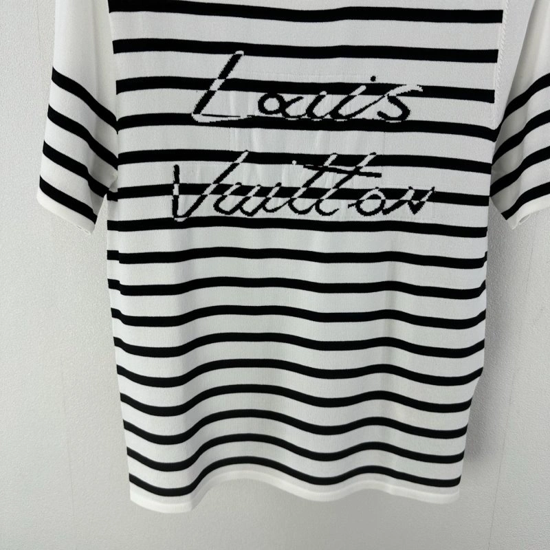 Louis Vuitton T-Shirts Minimalist 130419