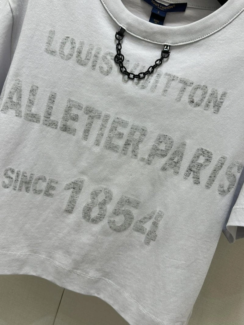 Comfortable Louis Vuitton T-Shirts 130412