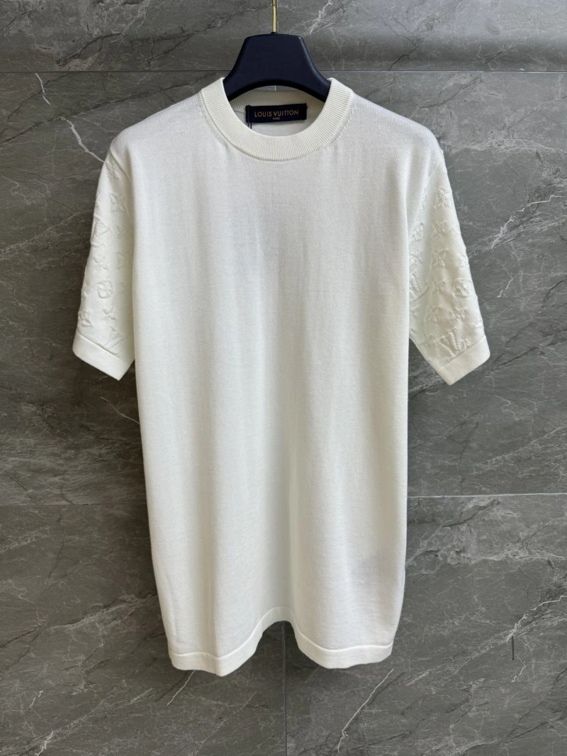 Louis Vuitton T-Shirts Comfortable 130404