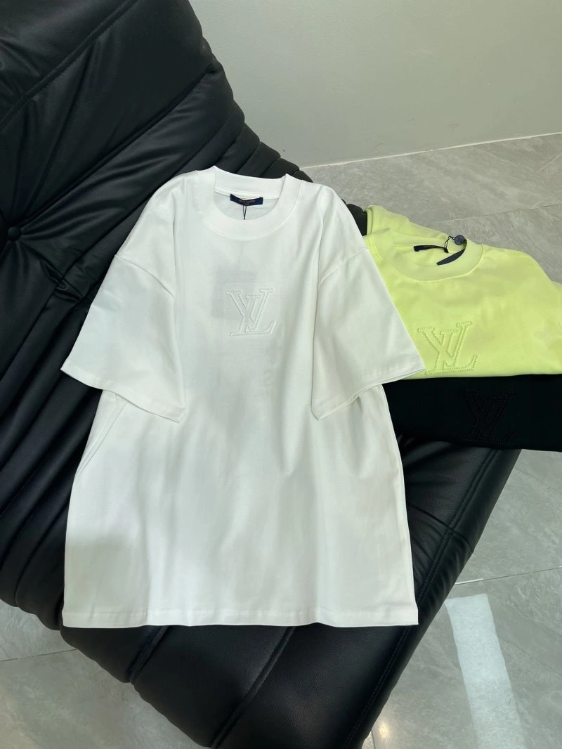 Louis Vuitton T-Shirts Sustainable 130403