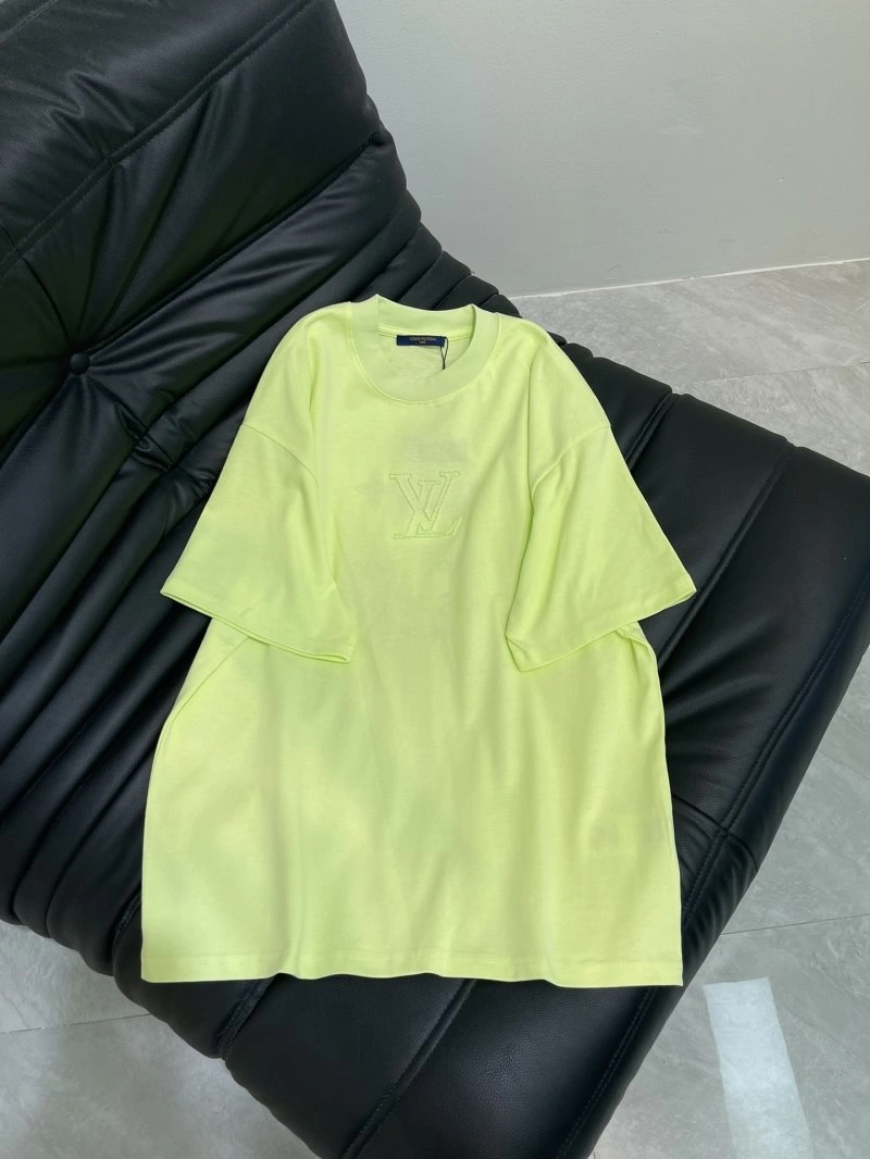 Louis Vuitton T-Shirts Sustainable 130403
