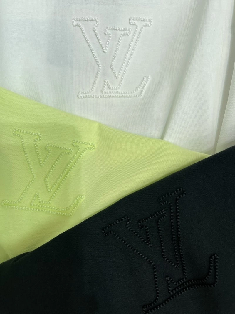 Louis Vuitton T-Shirts Sustainable 130403