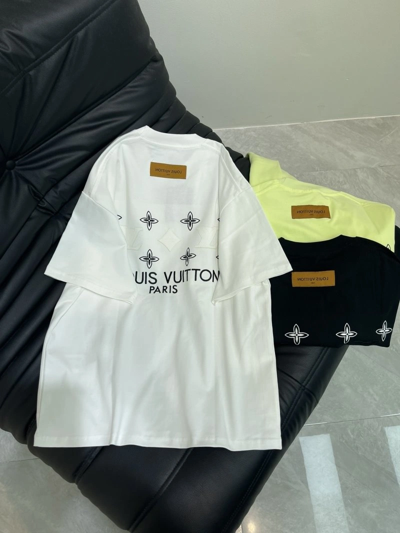 Louis Vuitton T-Shirts Sustainable 130403