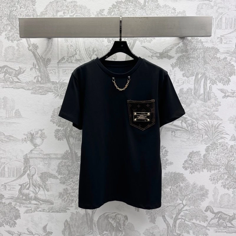 Louis Vuitton T-Shirts Vibrant 130401