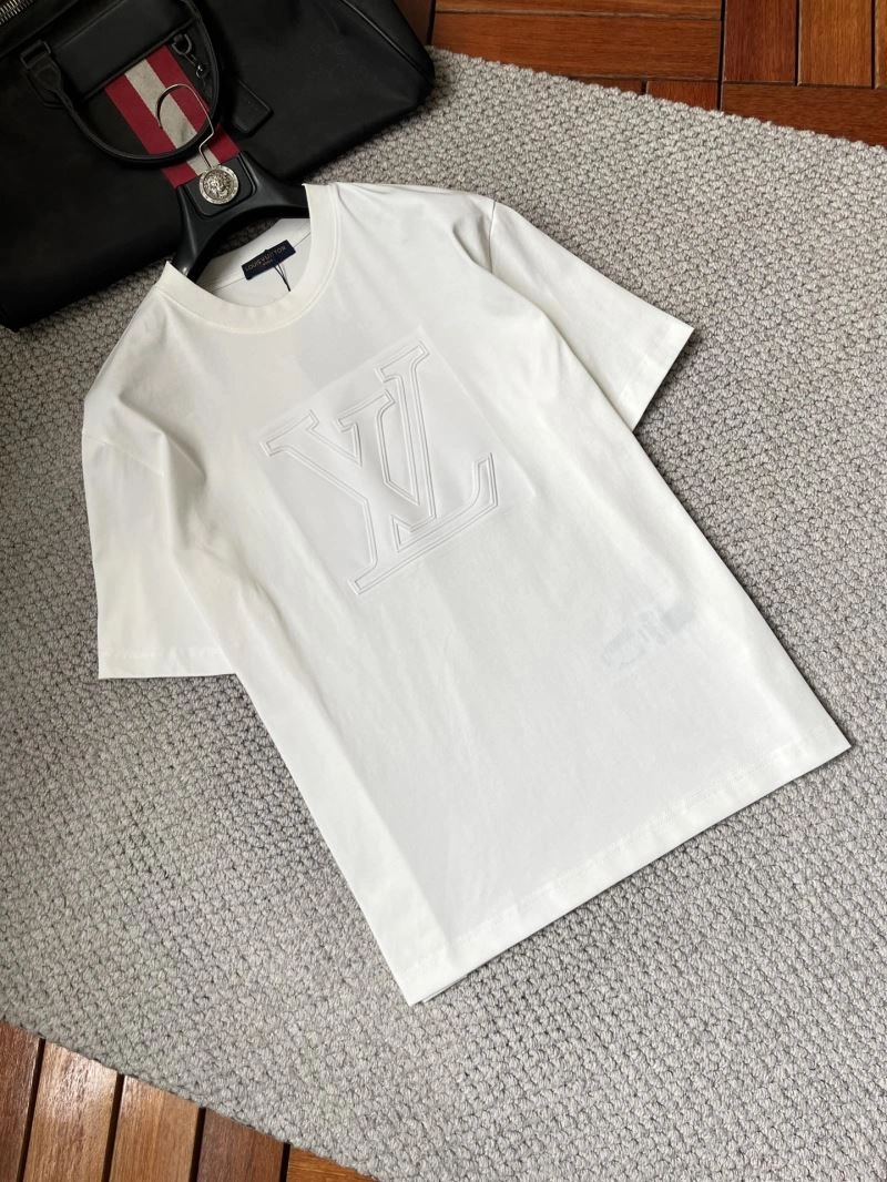 Reliable Louis Vuitton T-Shirts 135720
