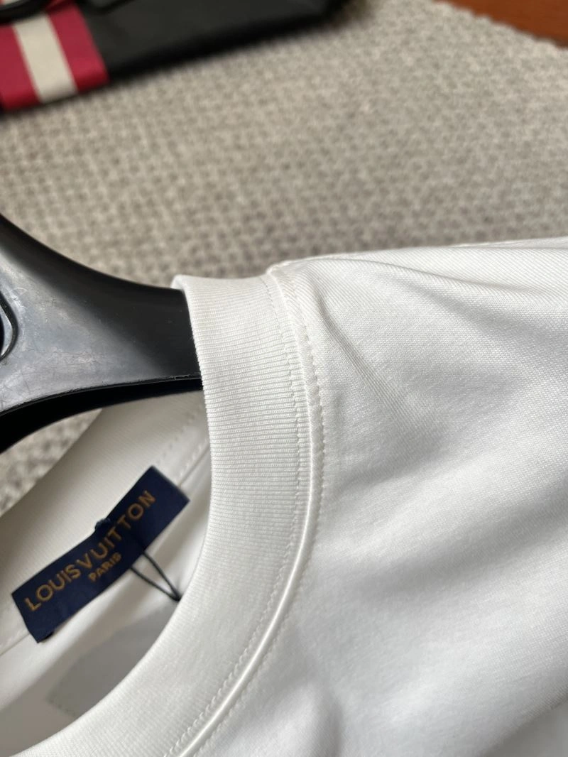 Reliable Louis Vuitton T-Shirts 135720
