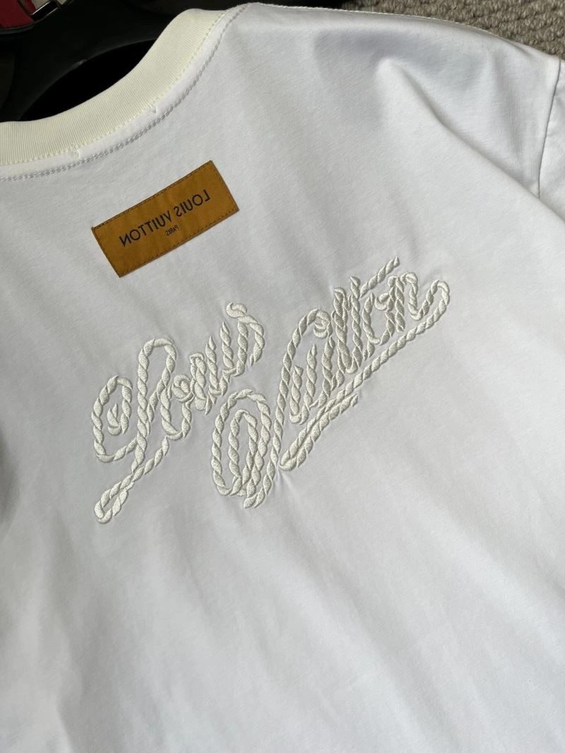Resilient Louis Vuitton T-Shirts 135723
