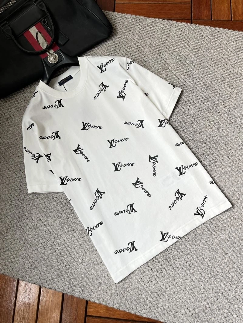 Louis Vuitton T-Shirts Classic 135718