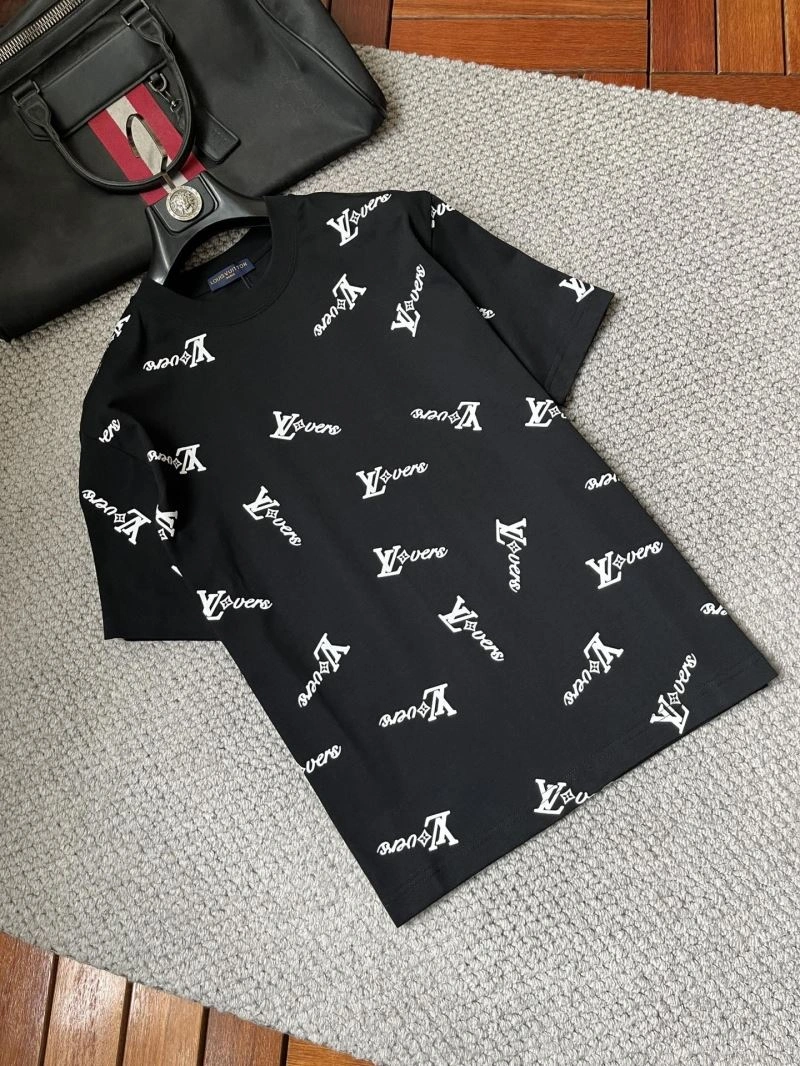 Louis Vuitton T-Shirts Classic 135718