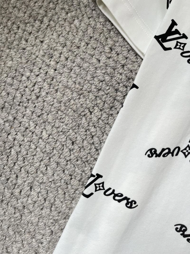 Louis Vuitton T-Shirts Classic 135718