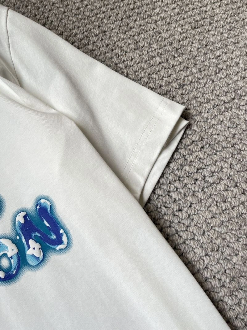 Trendsetting Louis Vuitton T-Shirts 135716