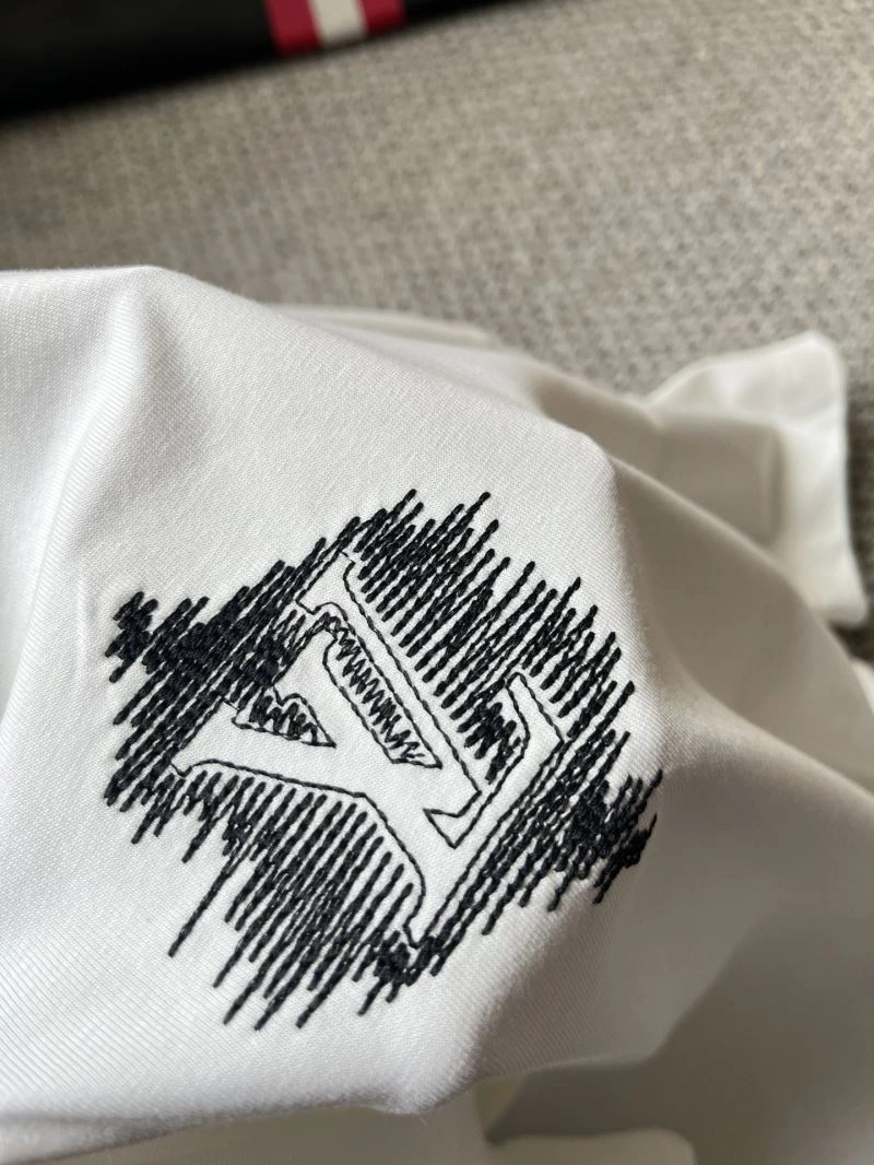 UrbanStyle Louis Vuitton T-Shirts 135715