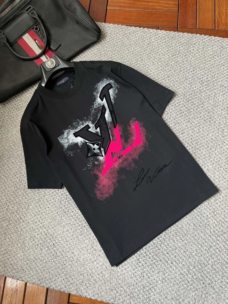 Louis Vuitton T-Shirts Premium 135714