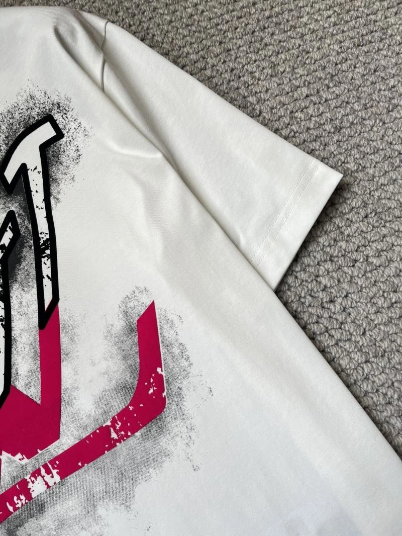 Louis Vuitton T-Shirts Premium 135714