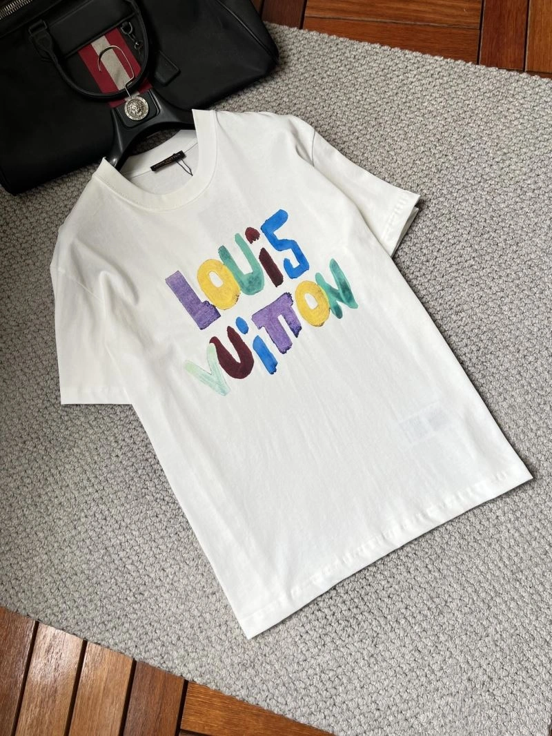Casual Louis Vuitton T-Shirts 135710