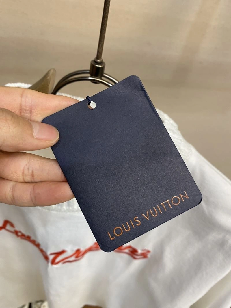 DailyWear Louis Vuitton T-Shirts 135707