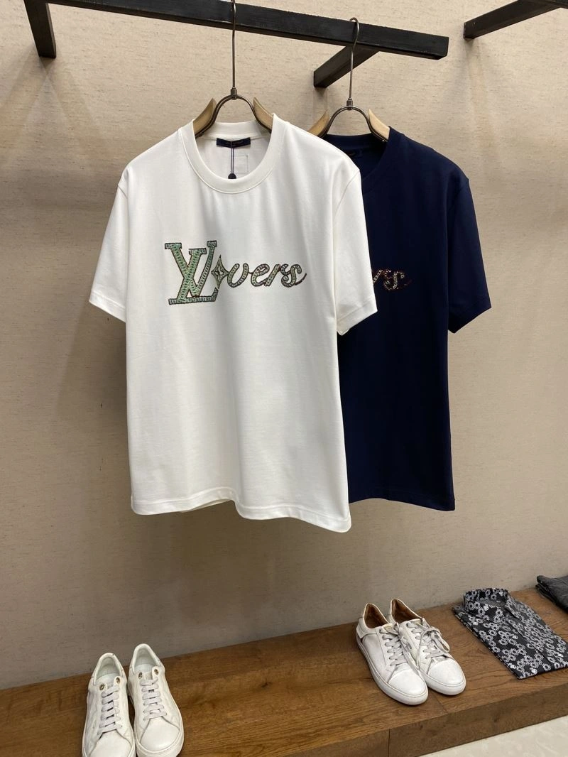 Comfortable Louis Vuitton T-Shirts 135687