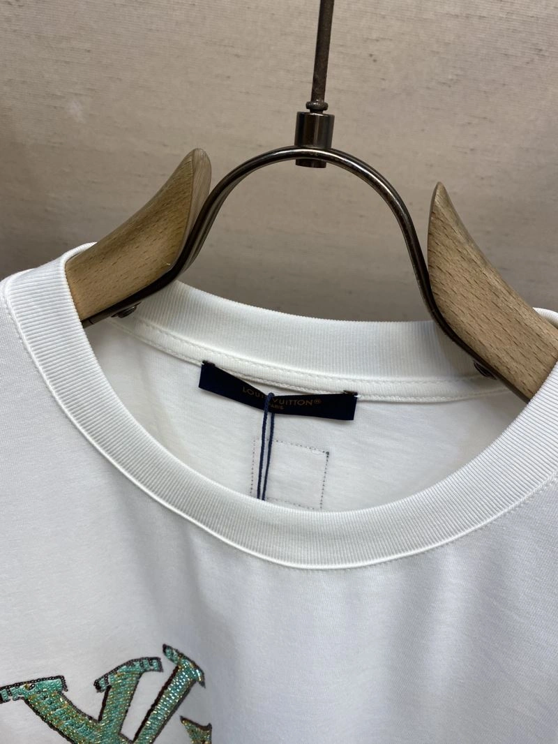 Comfortable Louis Vuitton T-Shirts 135687