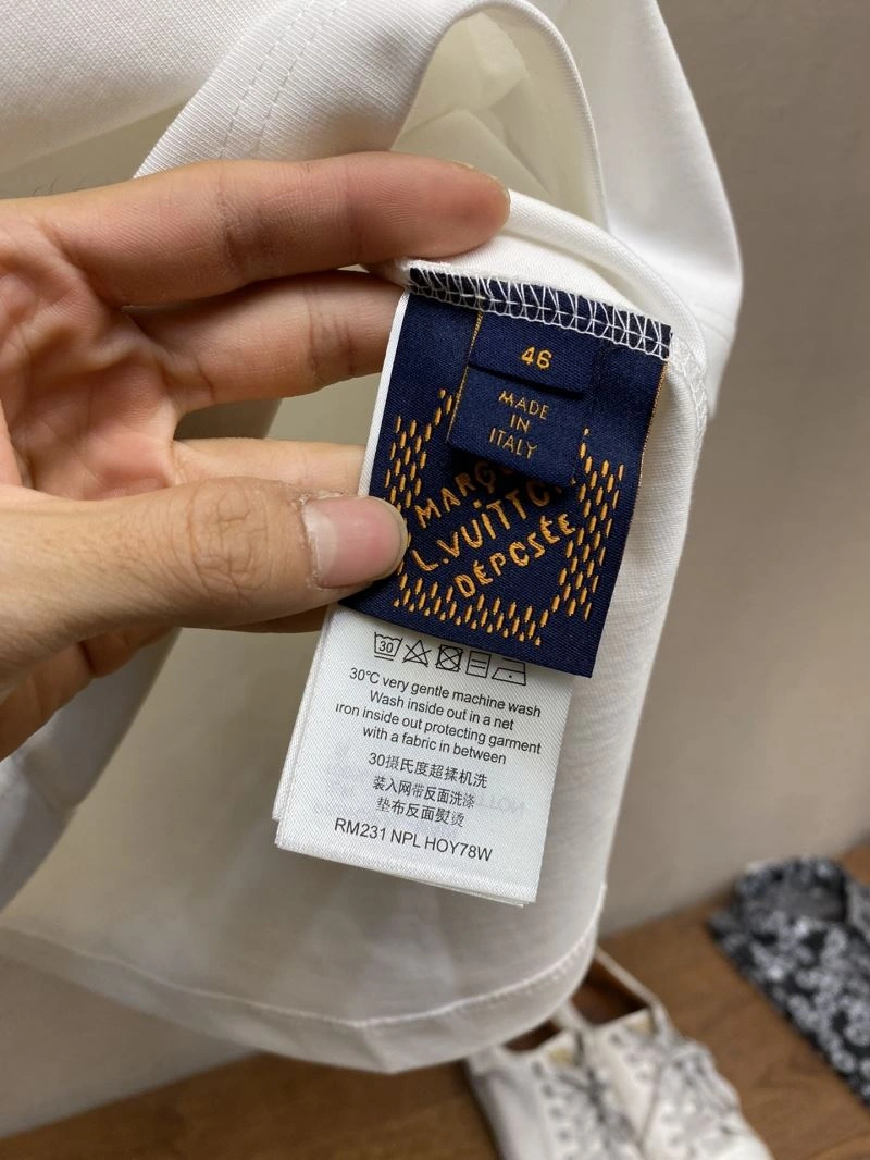 Comfortable Louis Vuitton T-Shirts 135687