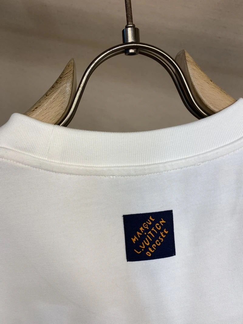 Comfortable Louis Vuitton T-Shirts 135687