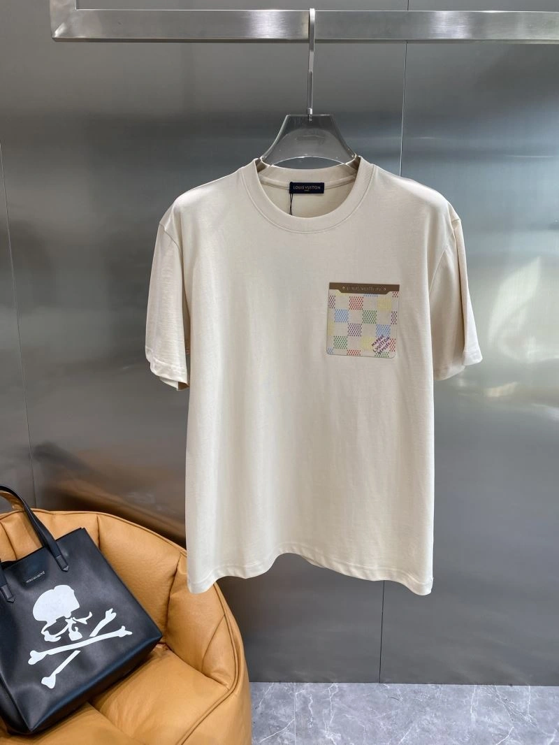 Louis Vuitton T-Shirts Comfortable 135694