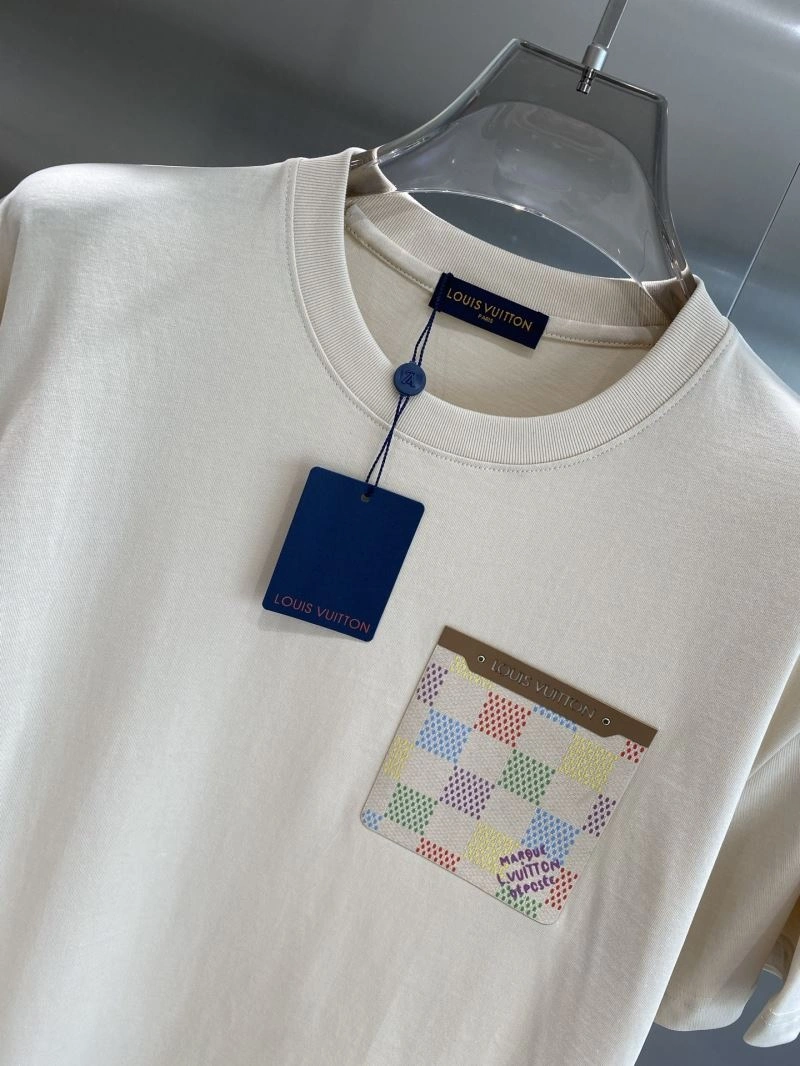 Louis Vuitton T-Shirts Comfortable 135694