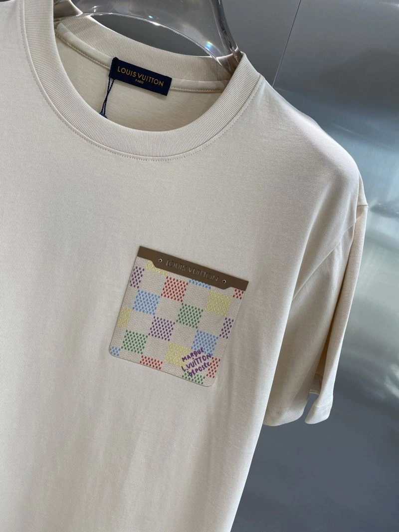 Louis Vuitton T-Shirts Comfortable 135694