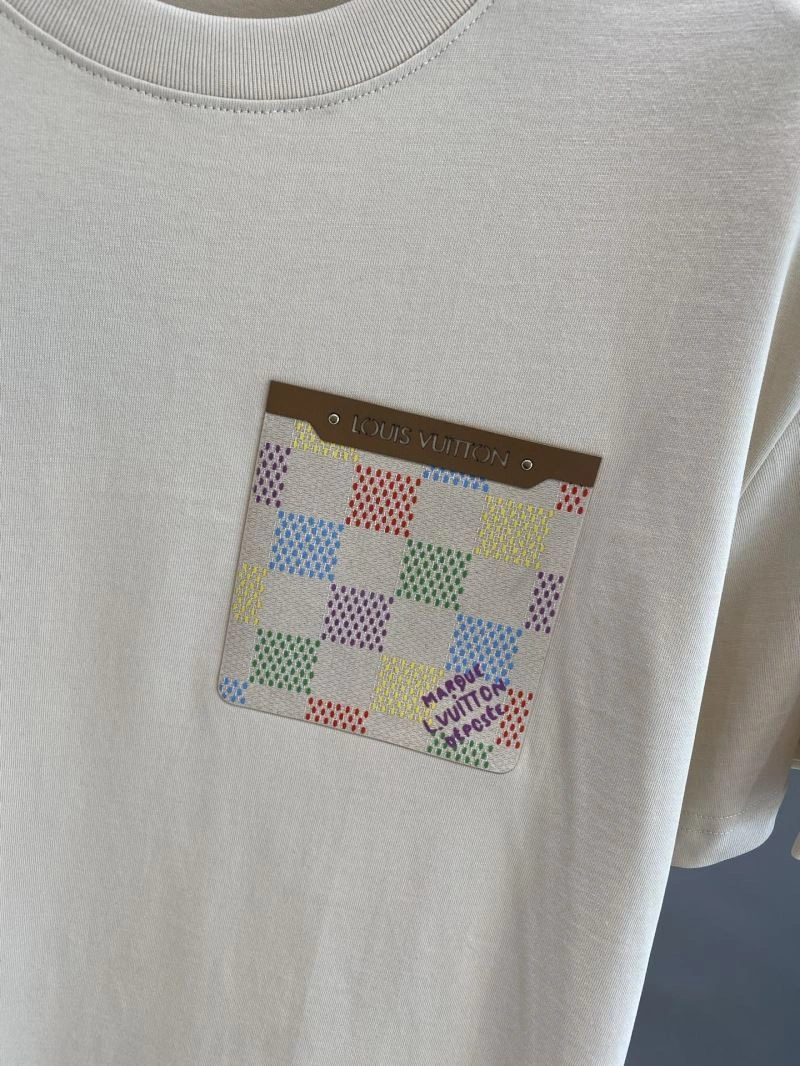 Louis Vuitton T-Shirts Comfortable 135694